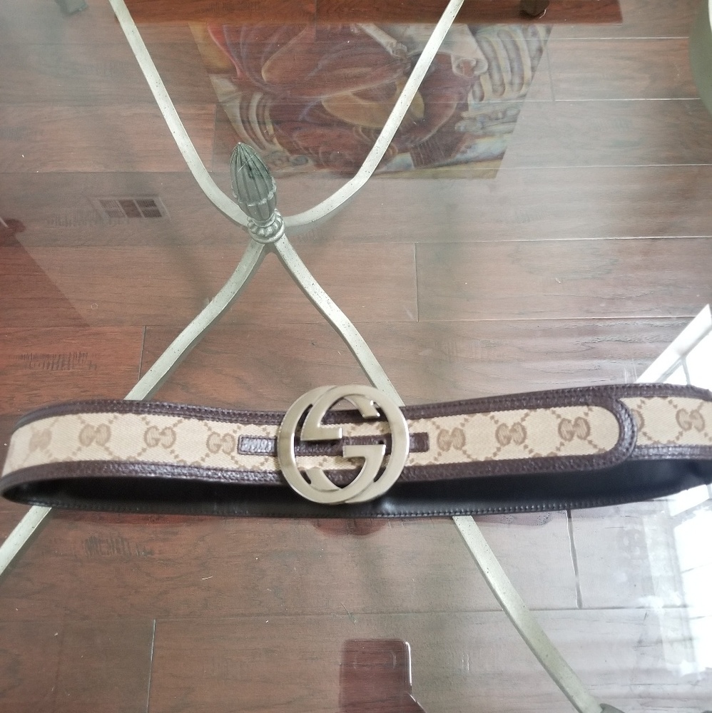 Gucci GG Supreme Belt with G buckle